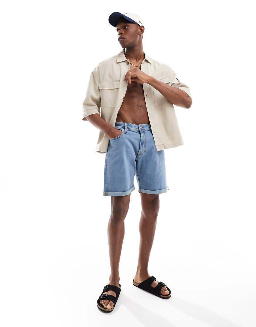 Cuffed denim shorts in light blue denim