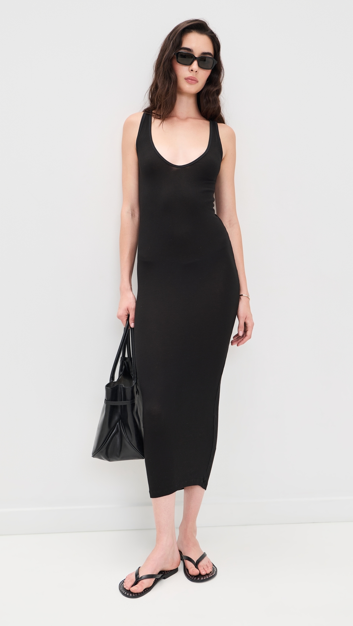 Dar V Dress Black