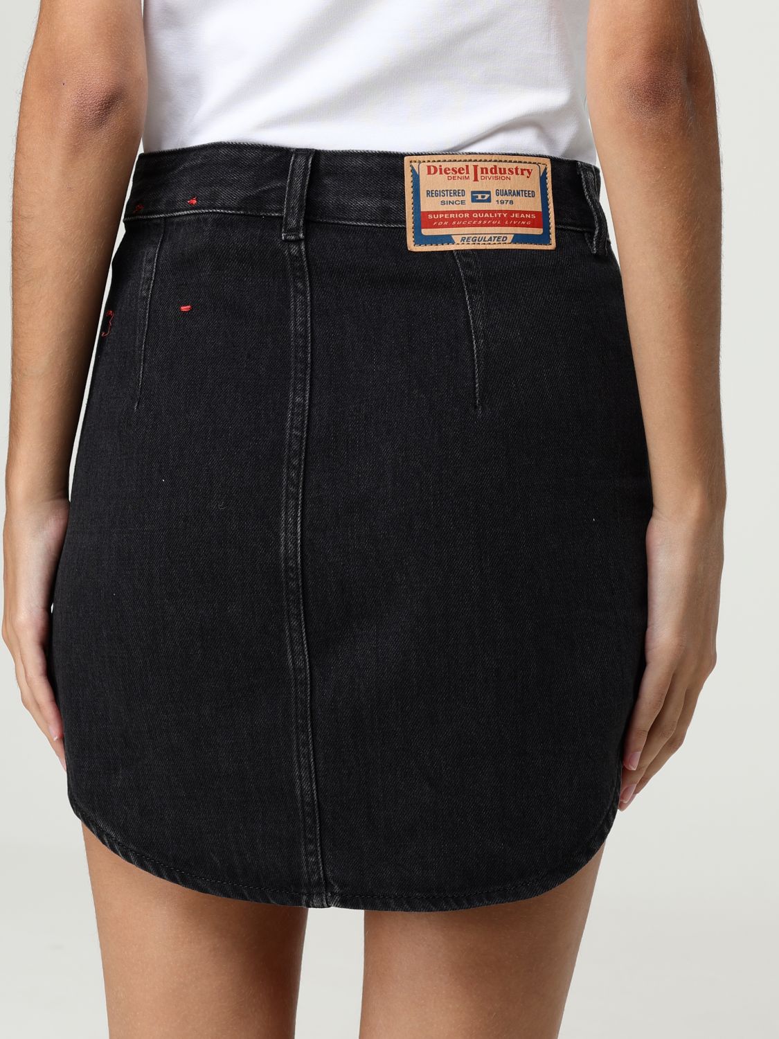 Skirt Woman color Black
