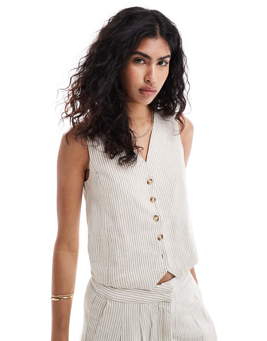 Selection linen mix pinstripe vest in white - part of a set