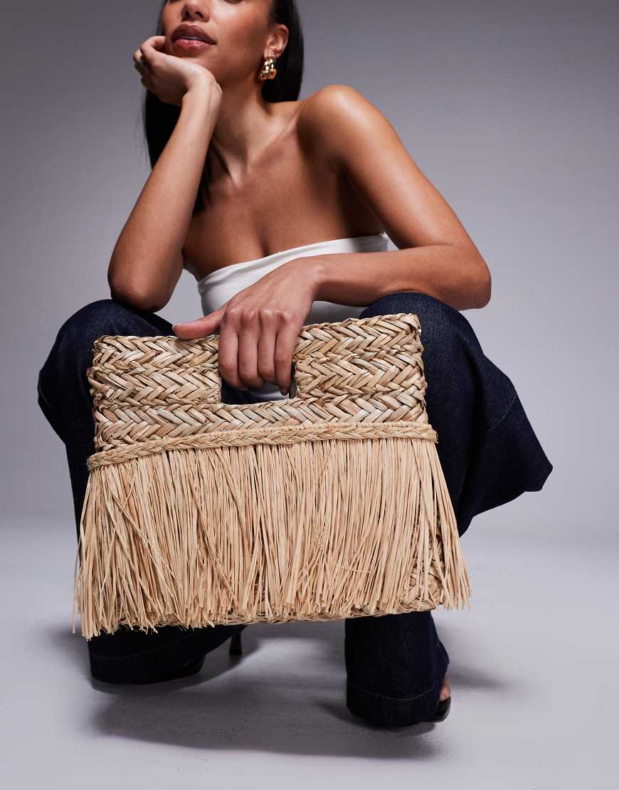 Straw fringed clutch bag in beige-Neutral