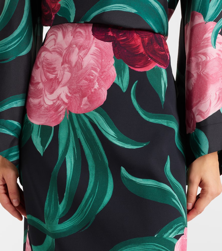 Floral satin pencil skirt