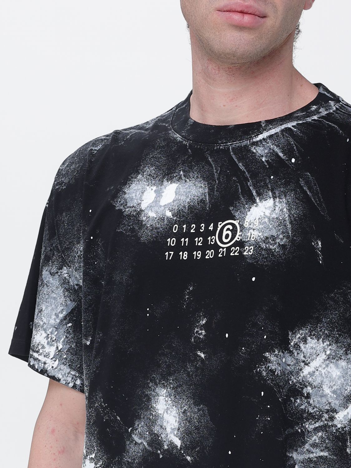 T-Shirt Men color Black