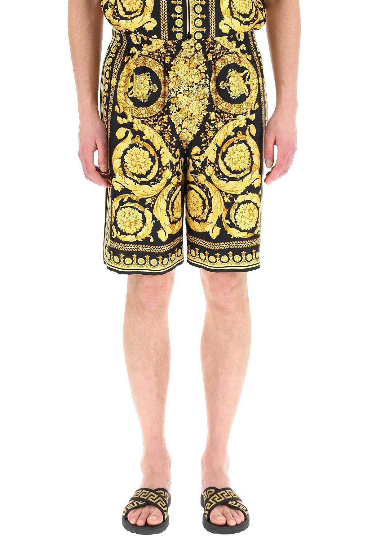 Barocco-print knee-length silk shorts