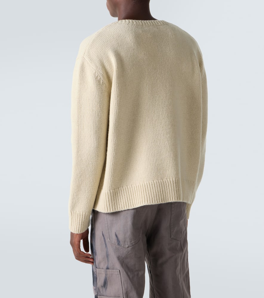 Wool and cashmere sweater