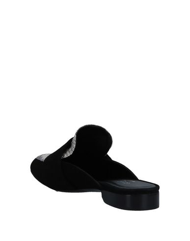 Woman Mules & Clogs Black Size 8 Soft Leather