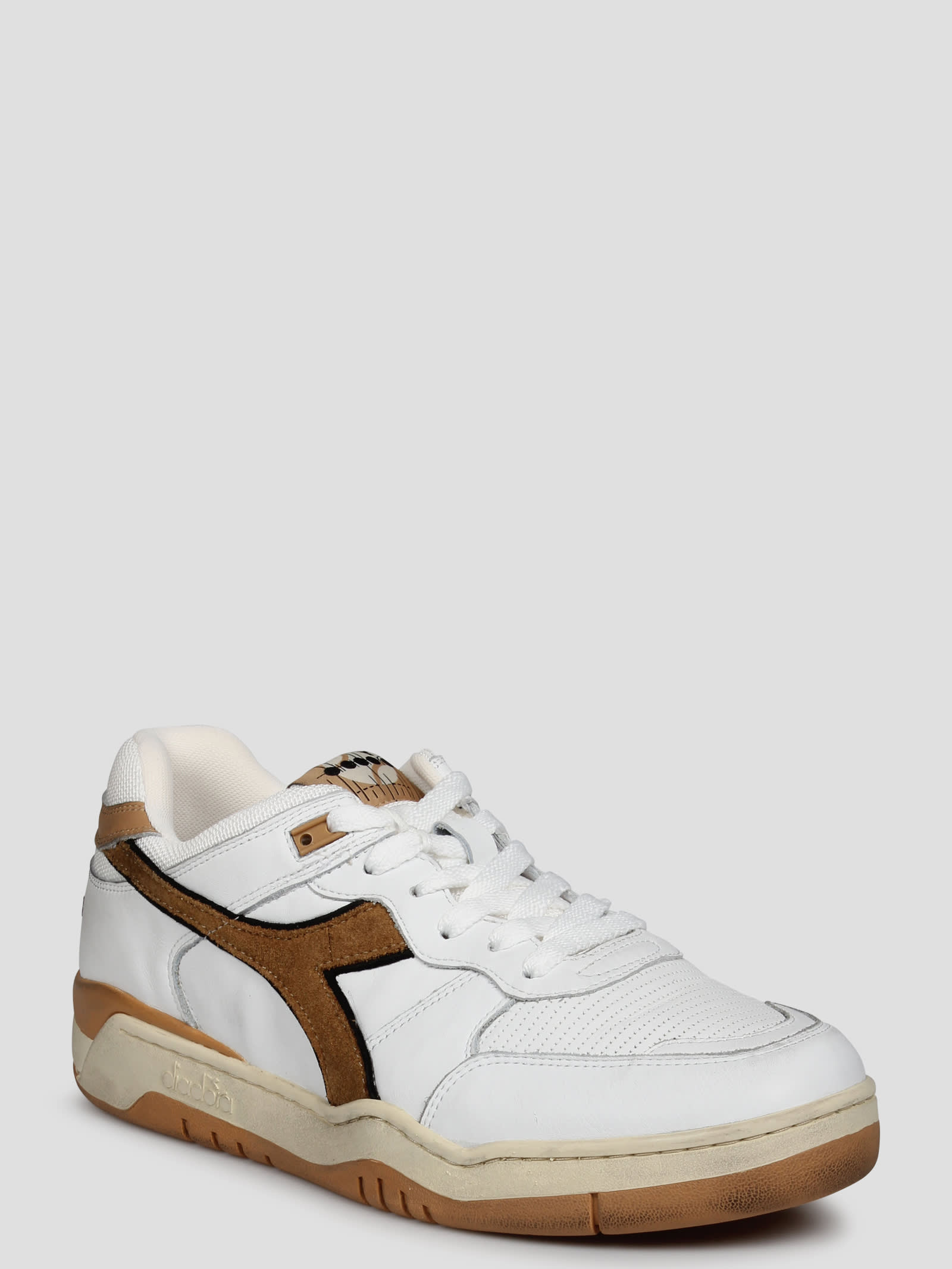 B.560 Used Sneakers 
