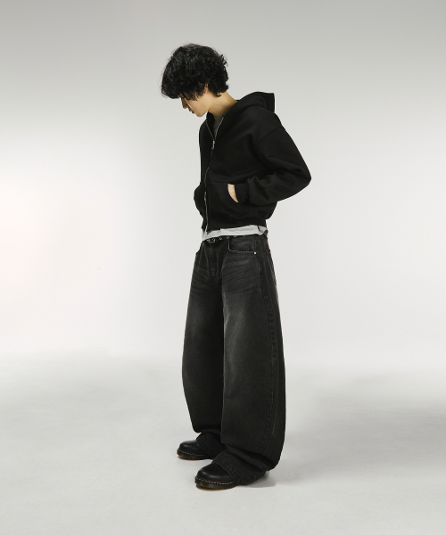 Curved Washed Denim Pants