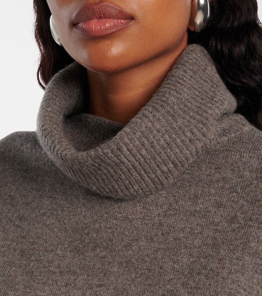 Wool and cashmere sweater dress