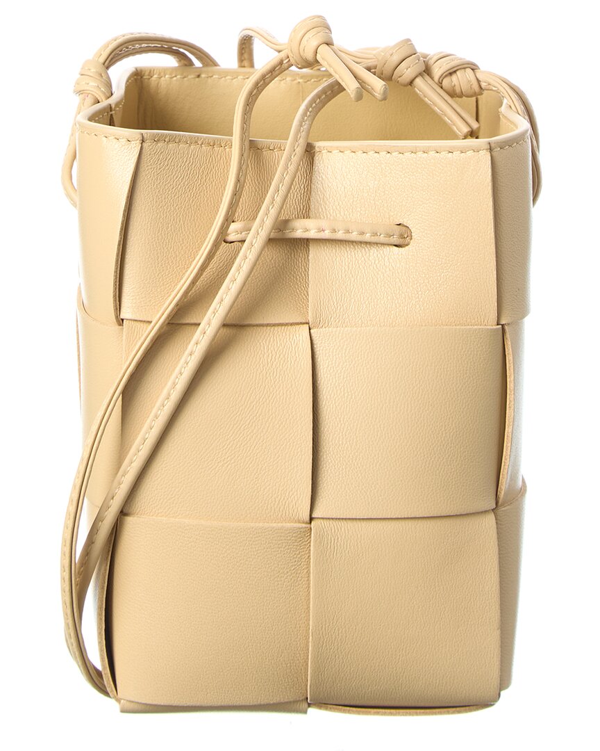 Cassette Mini Intrecciato Bucket Bag