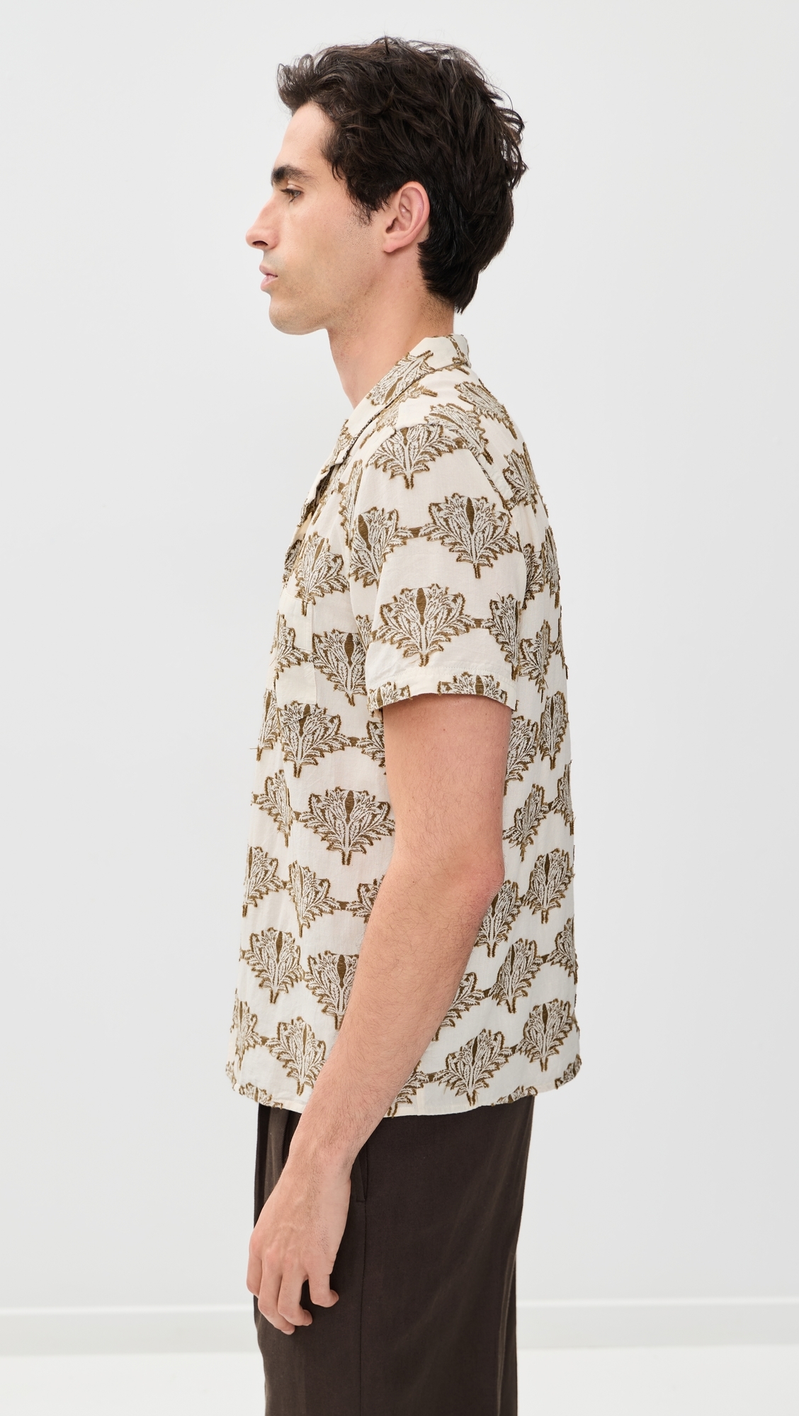 Short Sleeve Botanical Jacquard Camp Shirt Tinted White/Olive