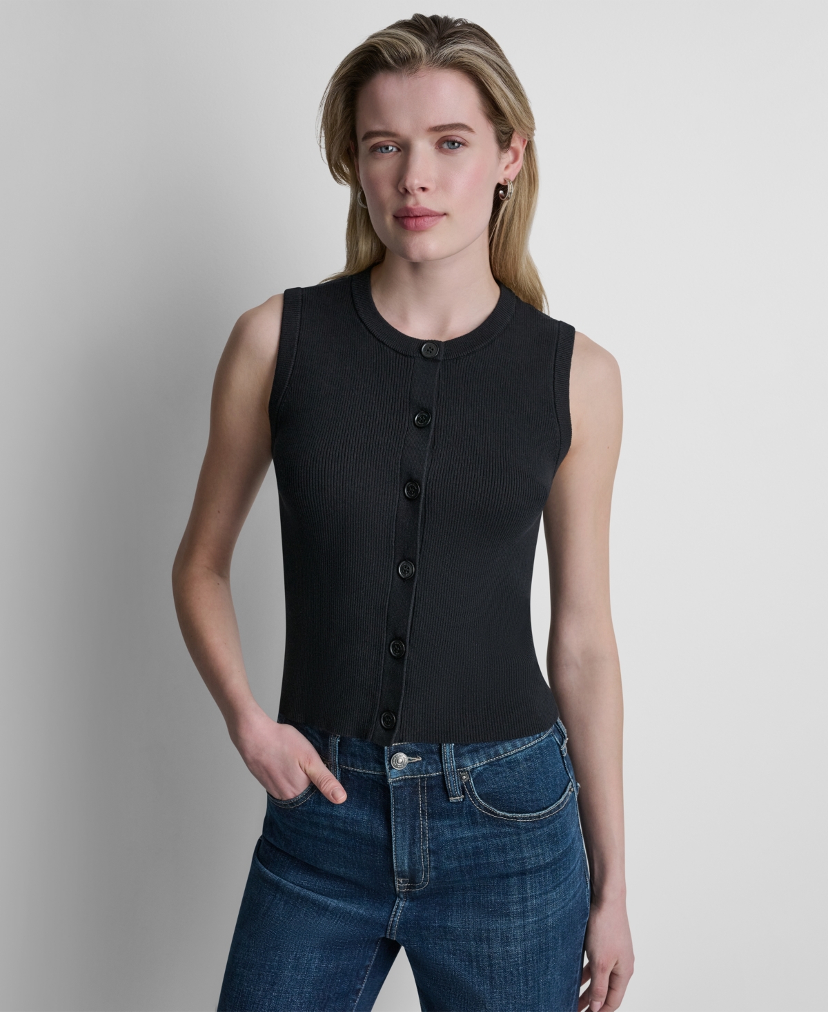 Women's Sleeveless Crewneck Sweater - Black/Eggnog