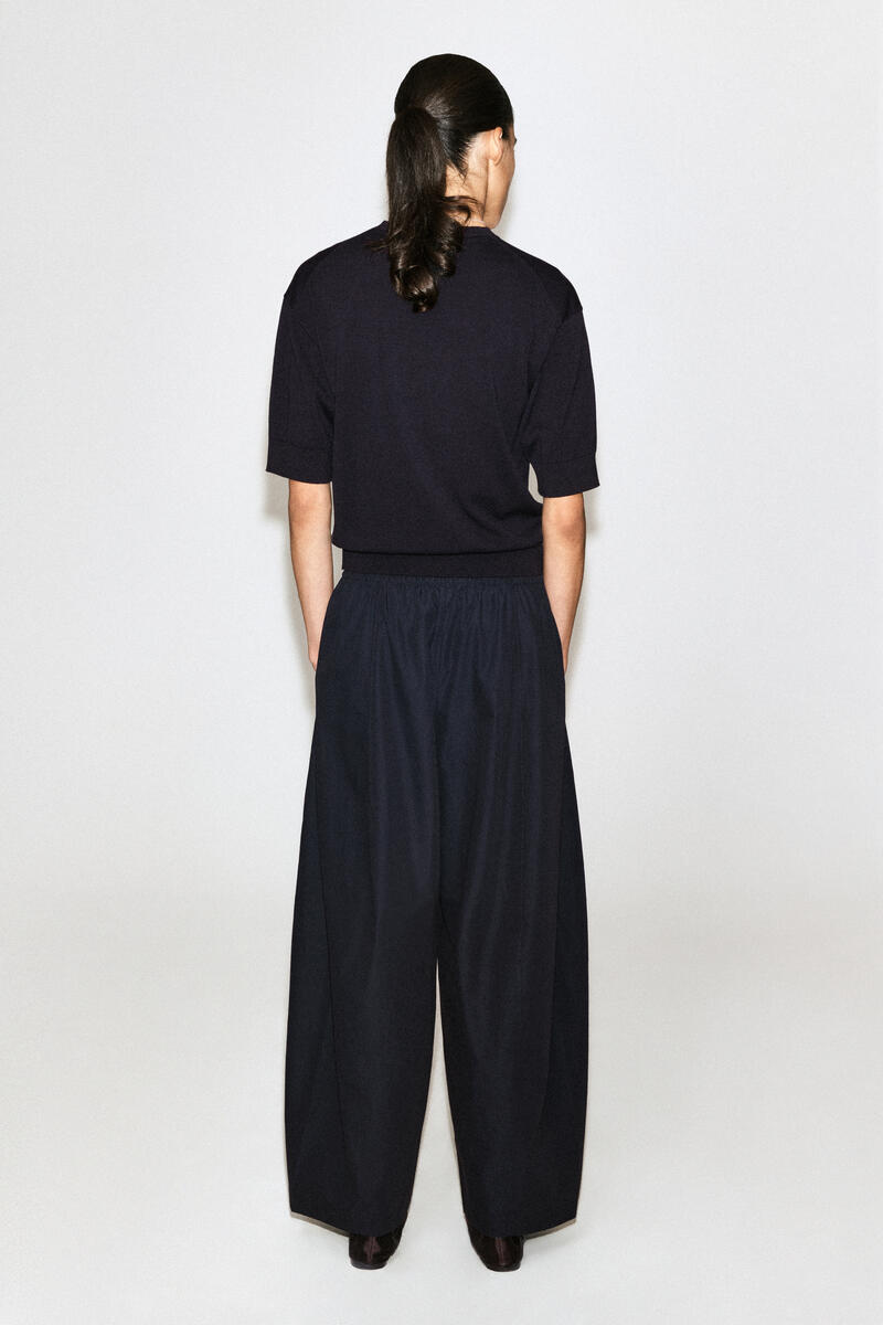 Elasticated Barrel-Leg Pants