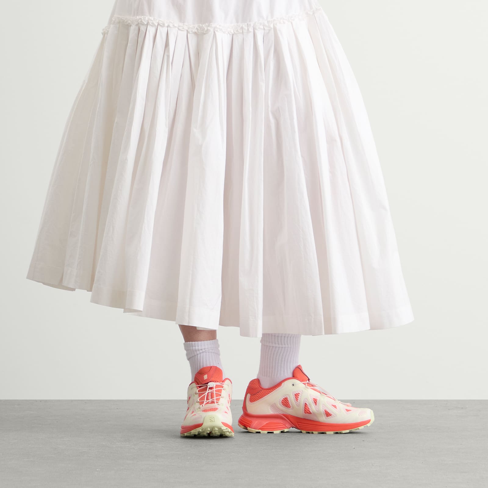 Women's x Ama Lou XT-Whisper Void Sneaker Vanilla Ice/Fusion Coral/Emberglow