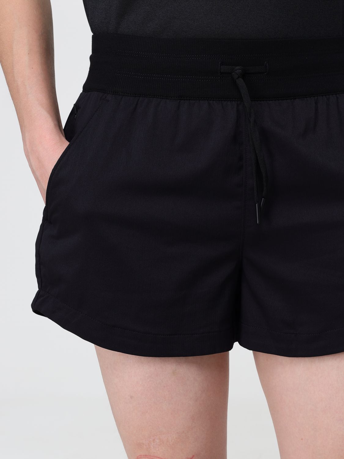 Shorts Woman color Black