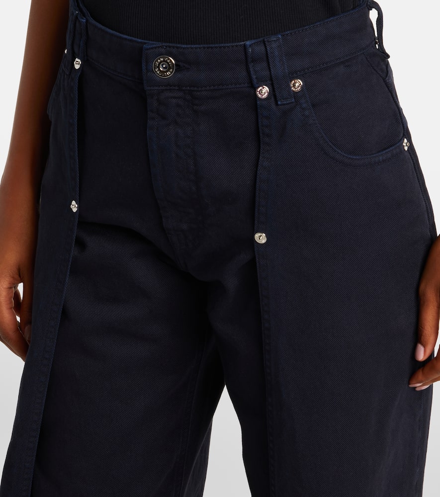 Low-rise wide-leg jeans