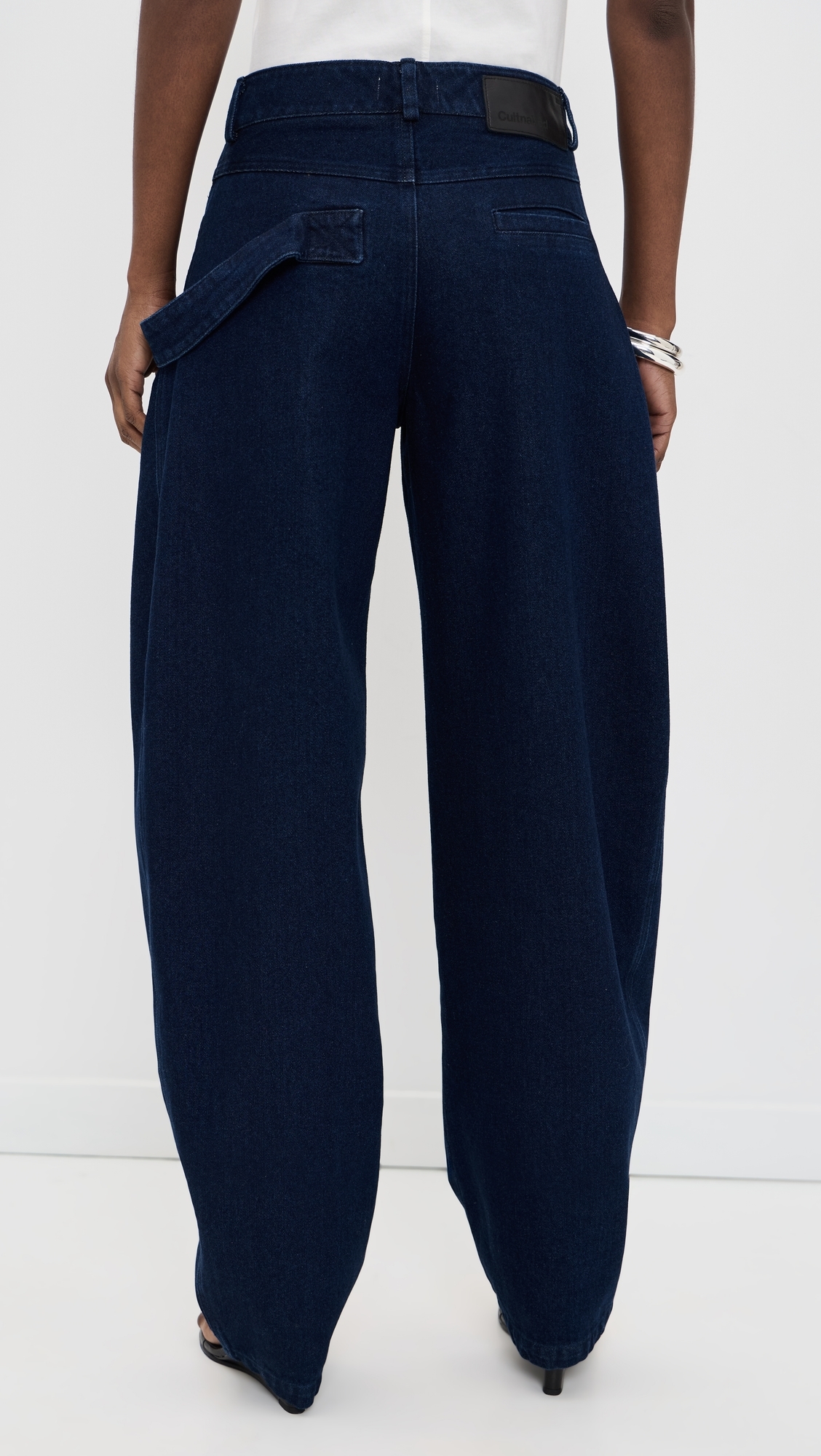 Barrel Jeans In Raw Denim Navy