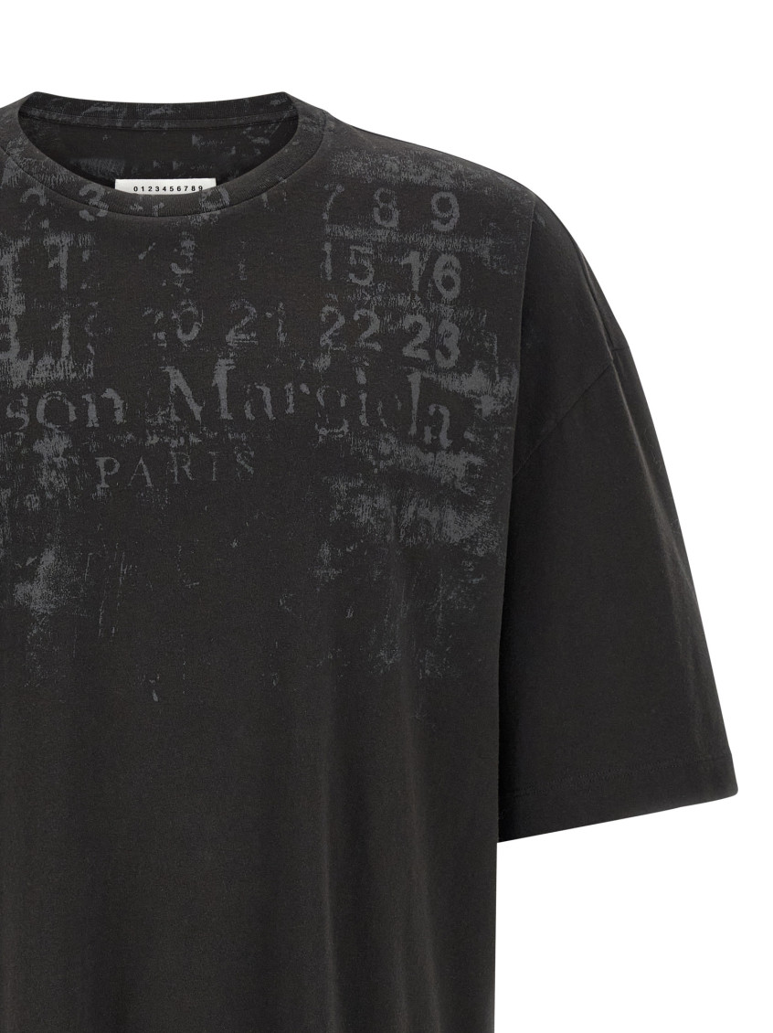 Black Graphic Crew Neck T-Shirt
