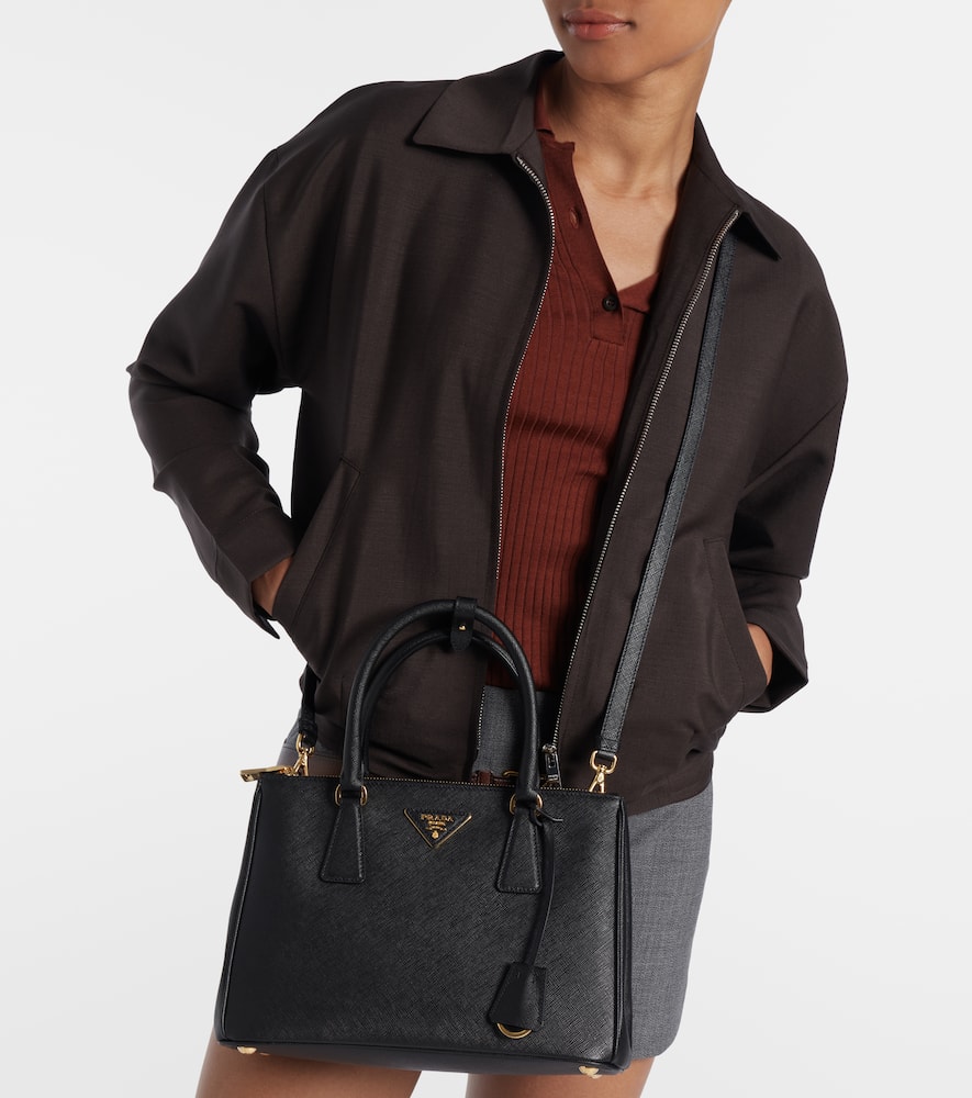 Galleria Medium Saffiano leather tote bag