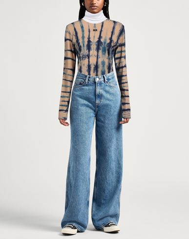 Woman T