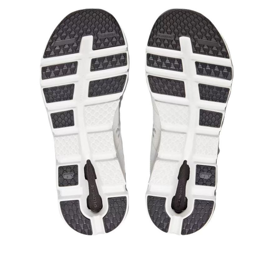 Cloudrunner 'Undyed White Flame'