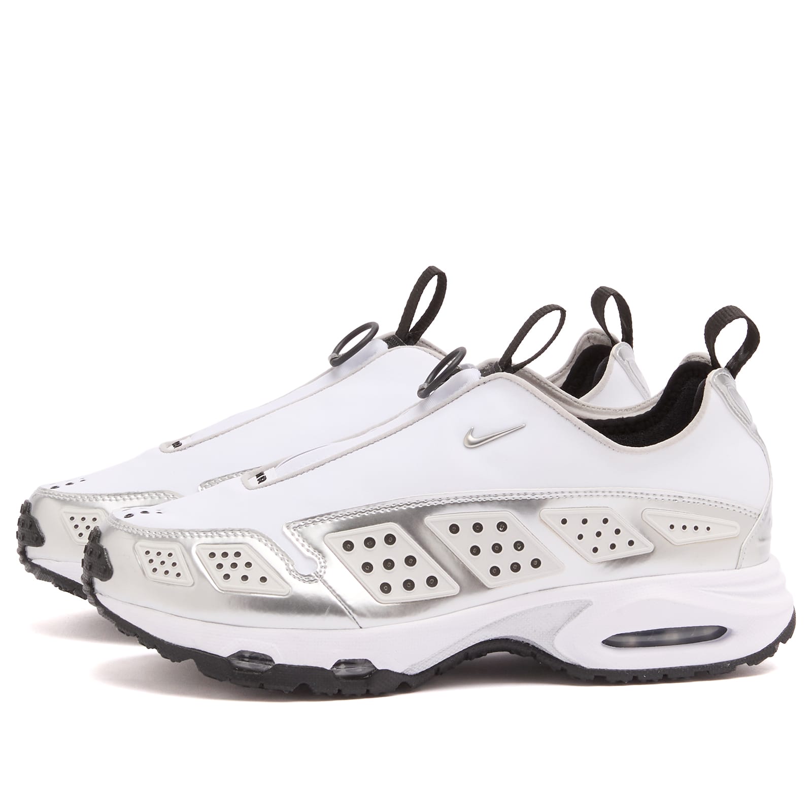 Women s Air Max SNDR Sneakers White / Black / Metallic Silver