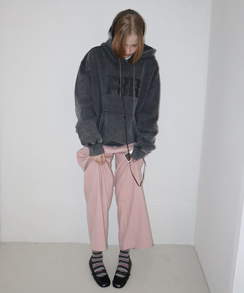PIGMENT LOGO HOODIE CHARCOAL