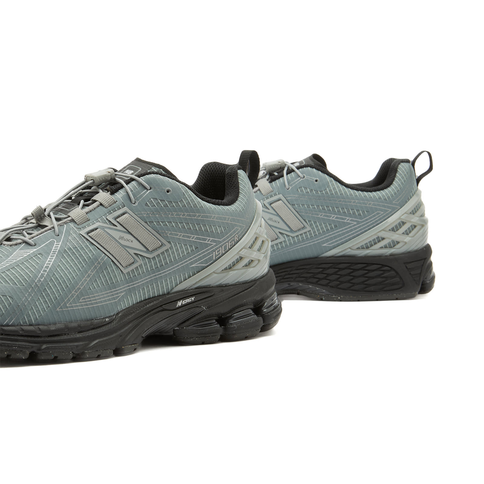 1906R Sneaker Slate Grey