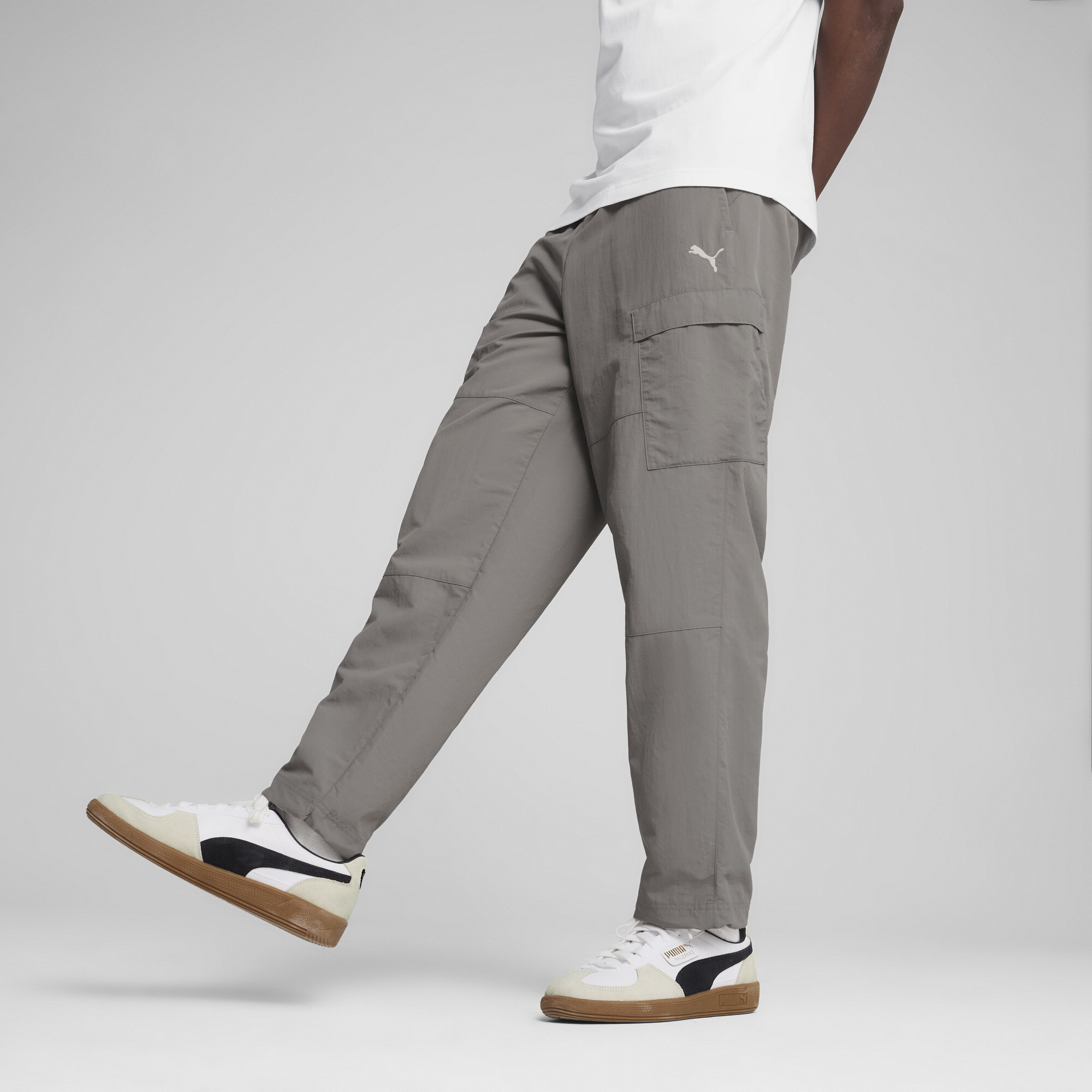 PUMA Wardrobe Essentials Men's Relaxed Cargo Pants in Grey