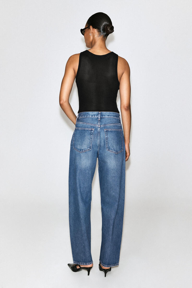 Bay Barrel-Leg Jeans