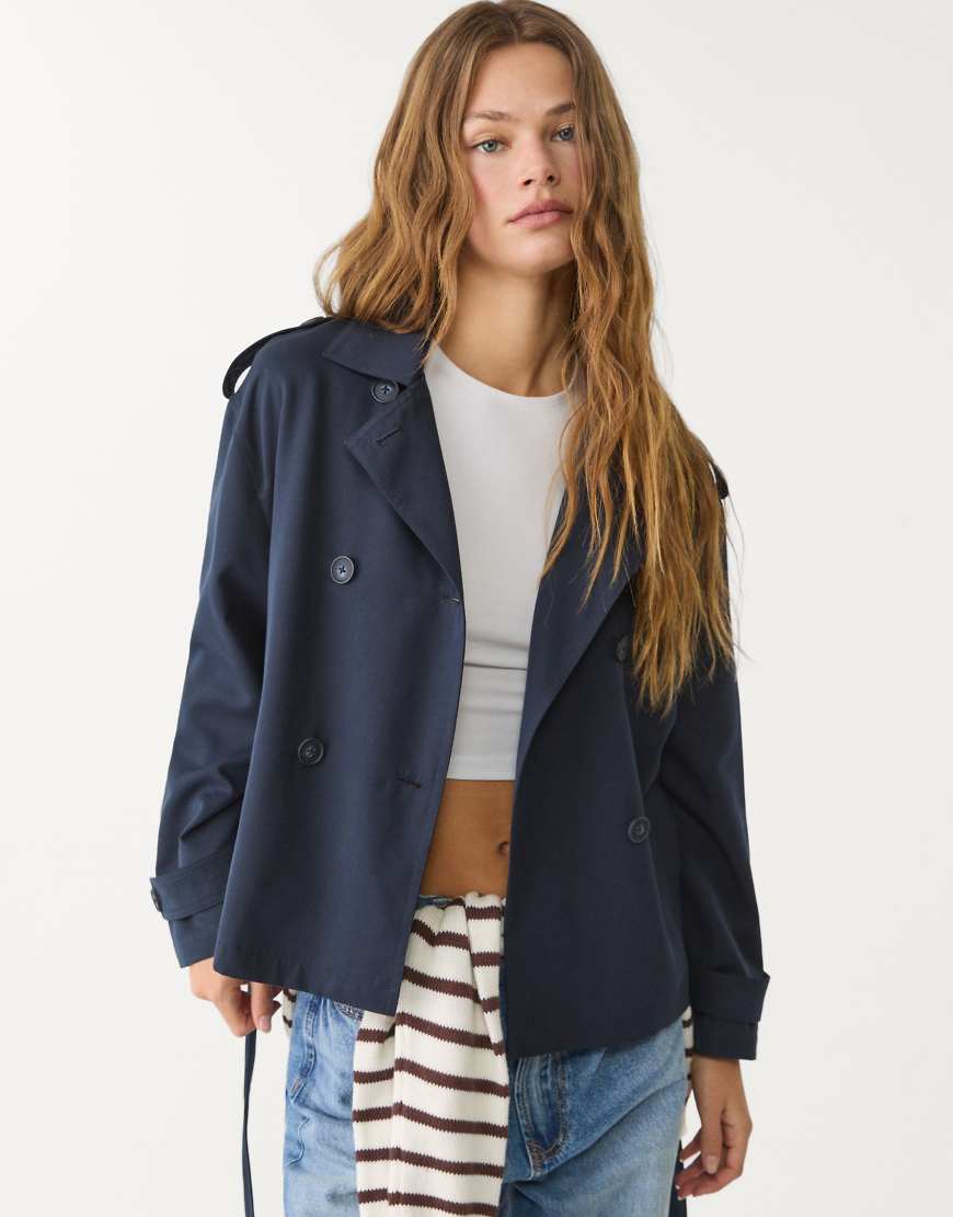 Cropped trench coat with belt in navy blue