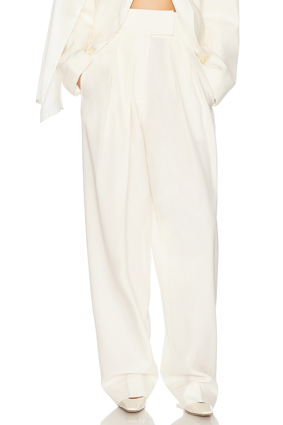 Helsa High Waist Pleated Suit Trouser in Wool in Cream - Cream. XXS also in