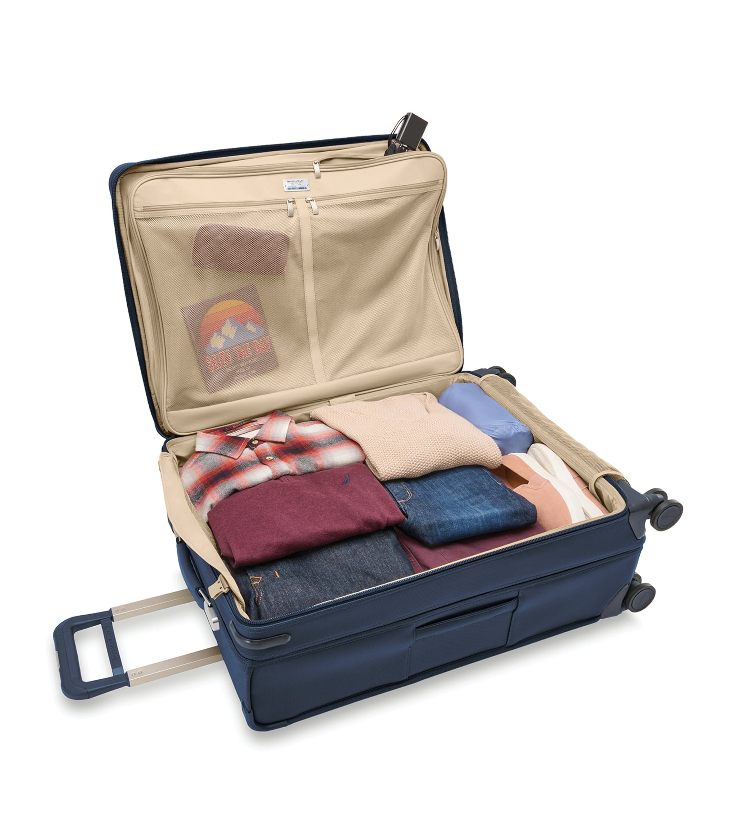 Baseline Large Expandbale Spinner Suitcase