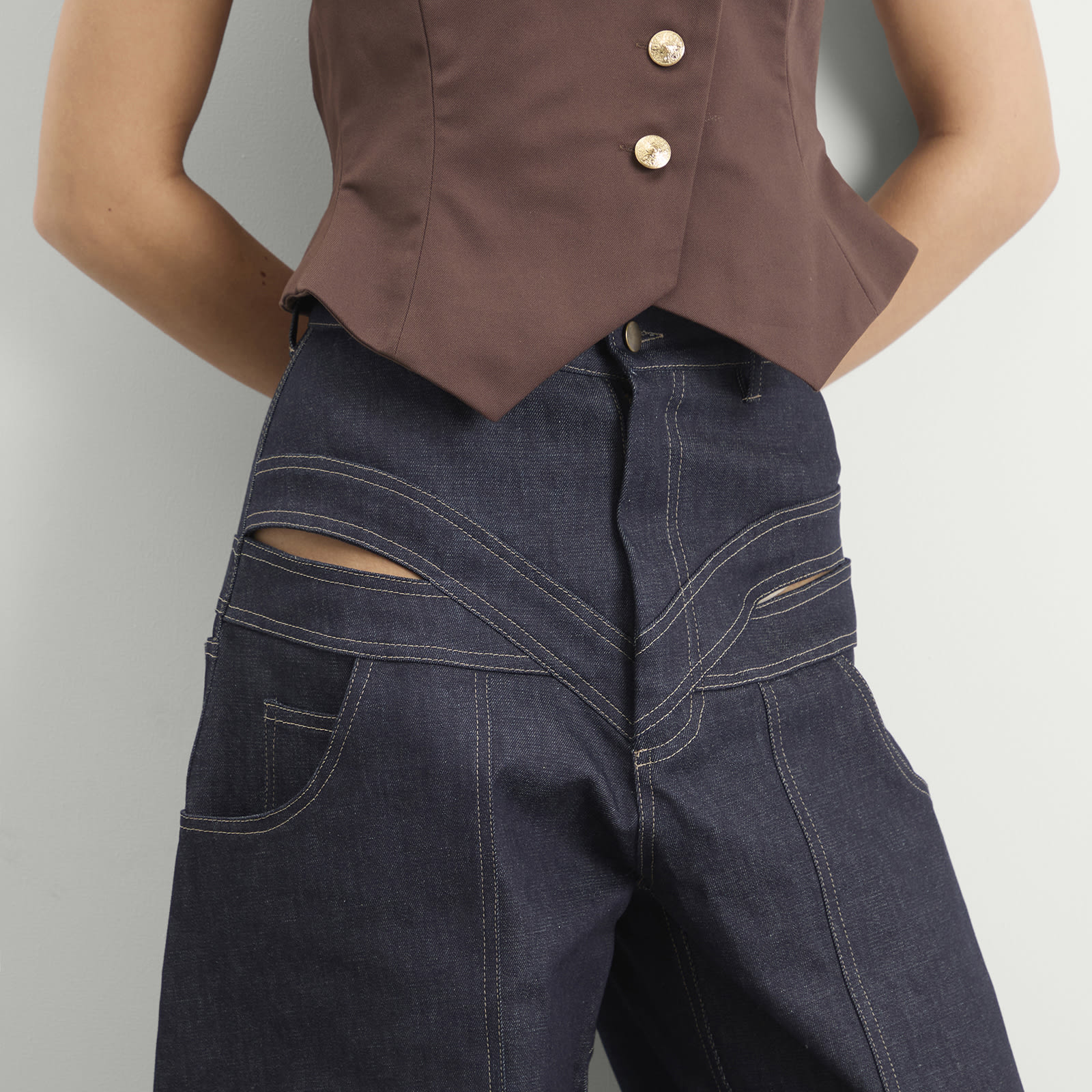 Women's Banana Pants In Denim Navy
