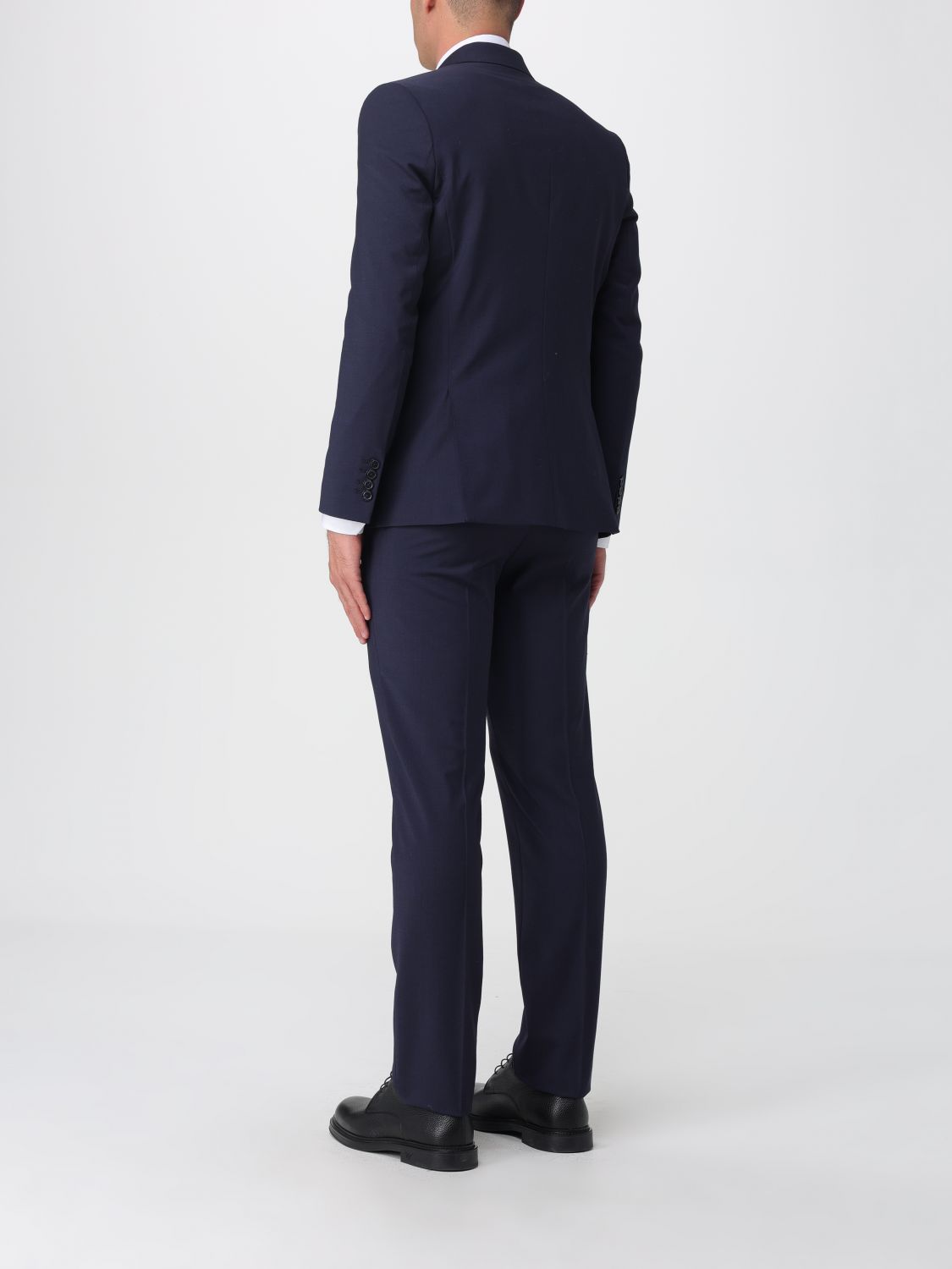 Suit Men color Blue