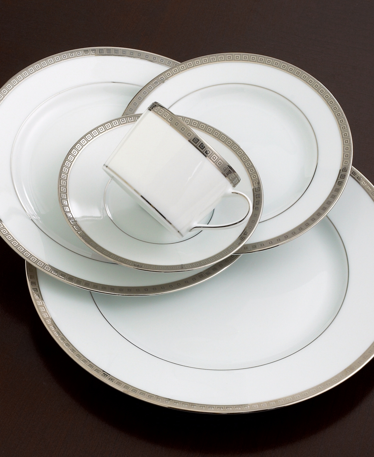 Dinnerware, Athena Platinum Dinnerware, Full Rim Design Accent Service Plate