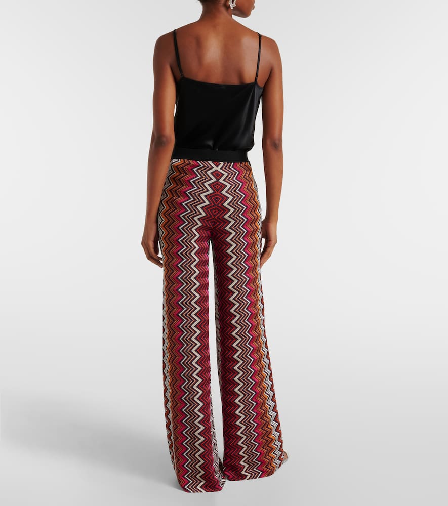 Wide-leg pants