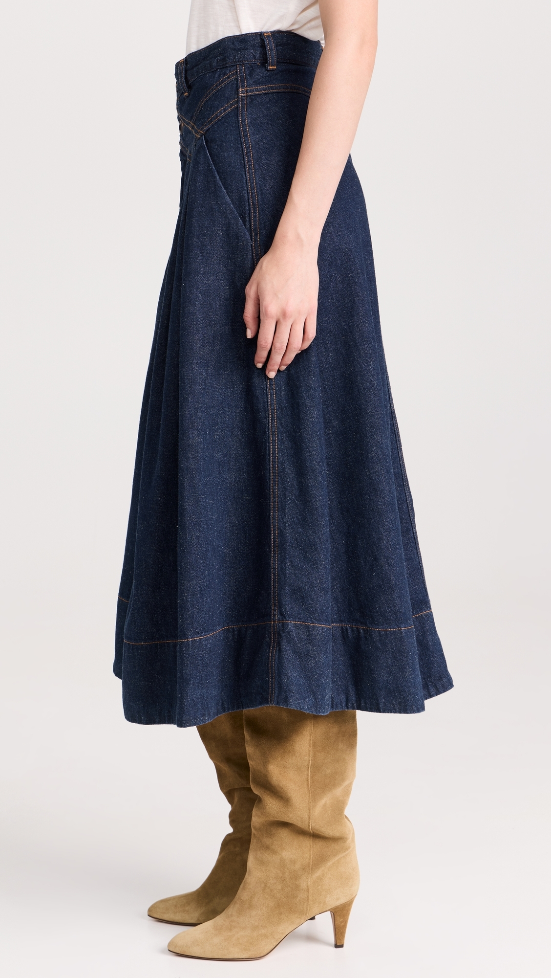 The Field Skirt Rinse Wash