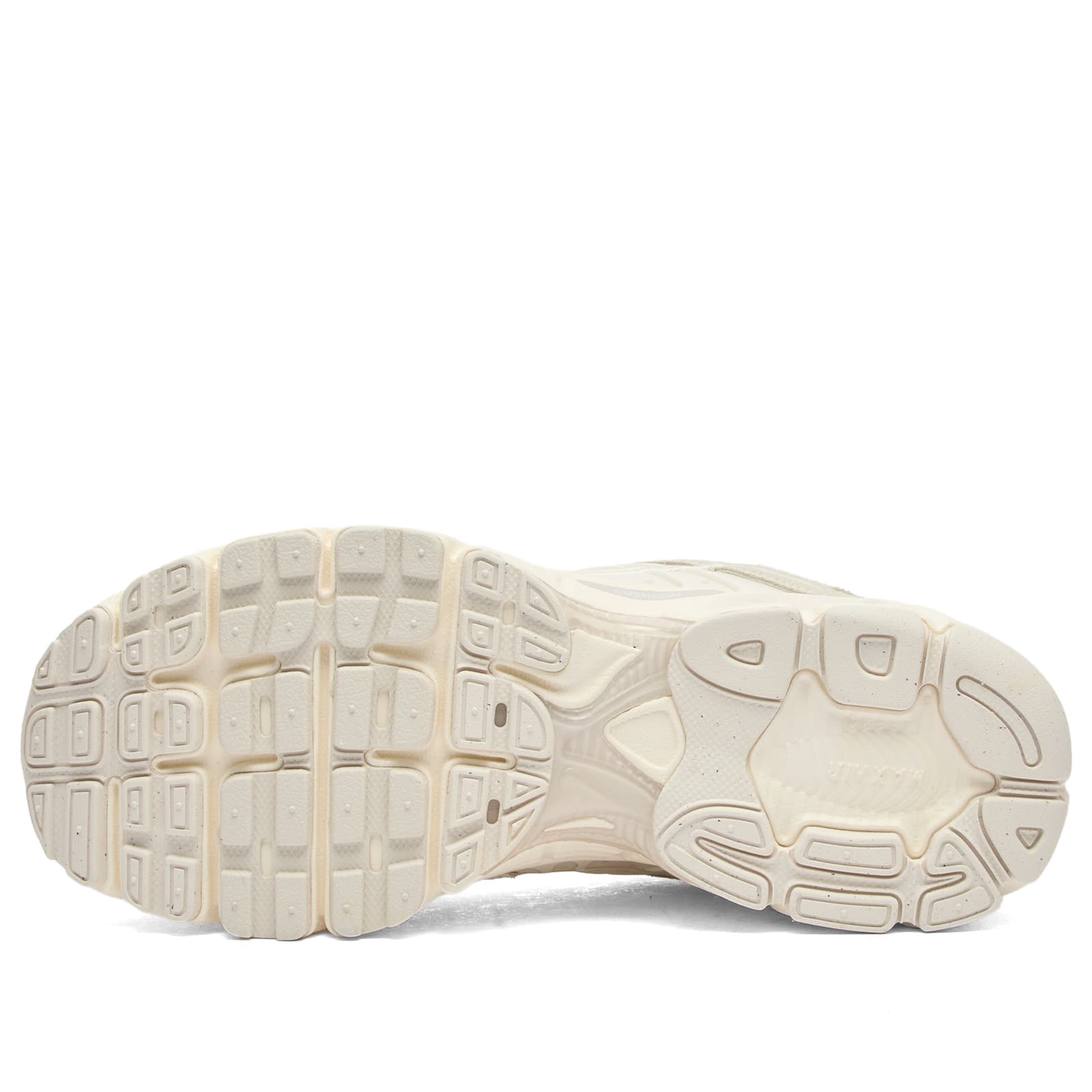 Women's Air Max Moto 2K Se Sue Sneaker in Sail/Light Orewood Brown