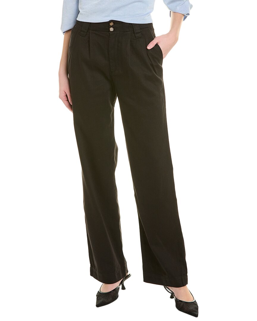 Relaxed Pleated Trouser