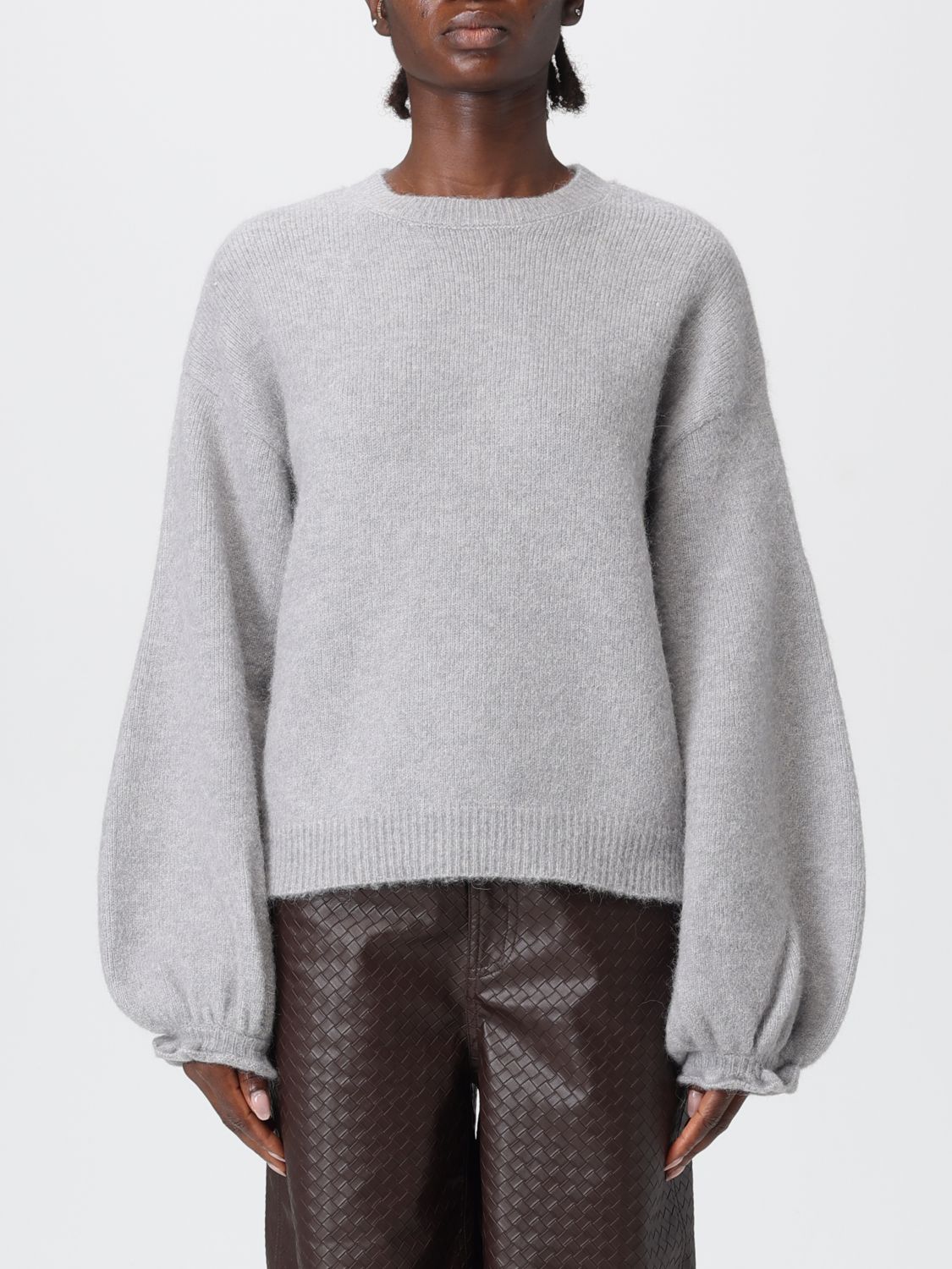 Sweater Woman color Grey
