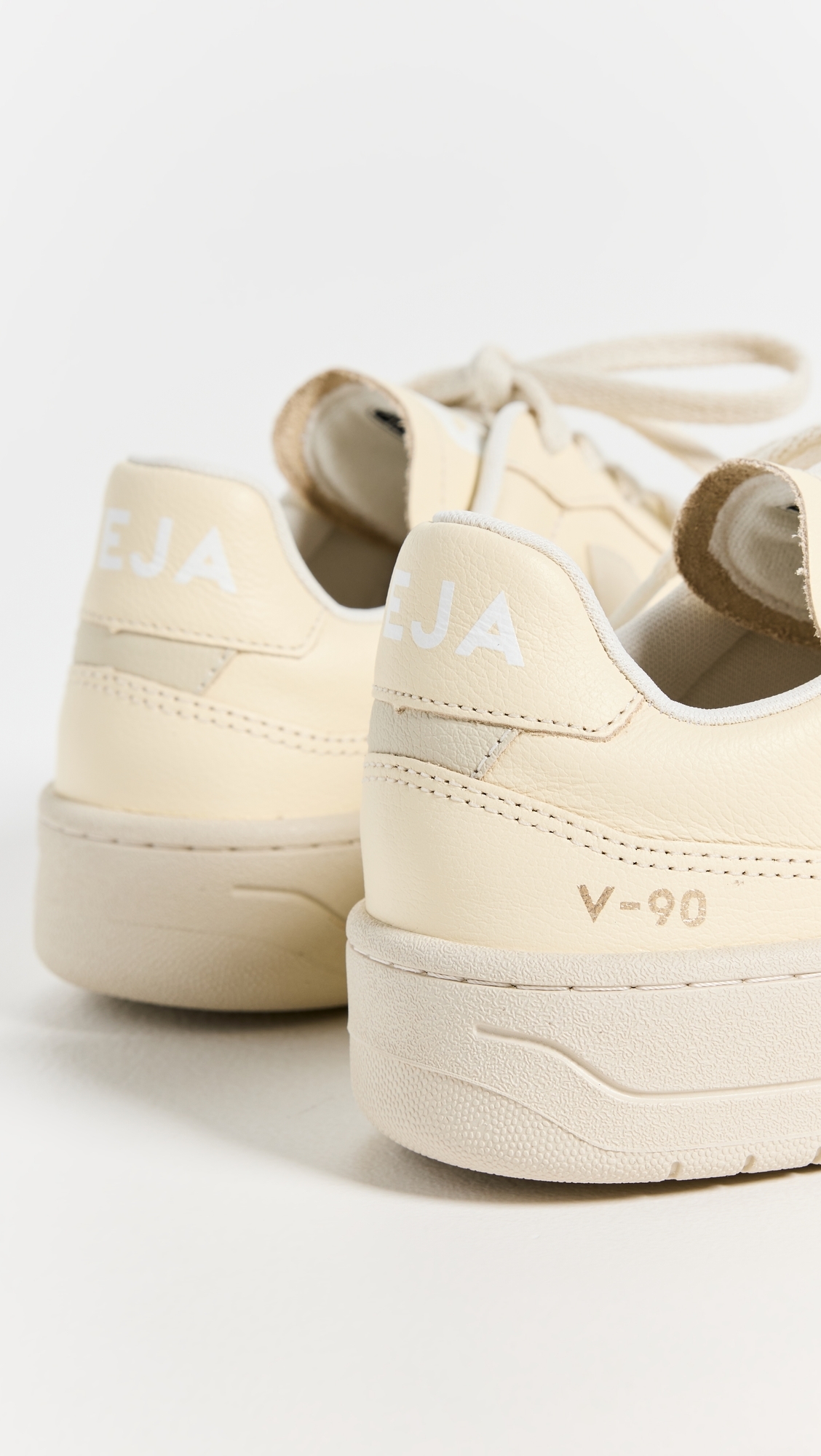 V-90 Sneakers CASHEW_PIERRE