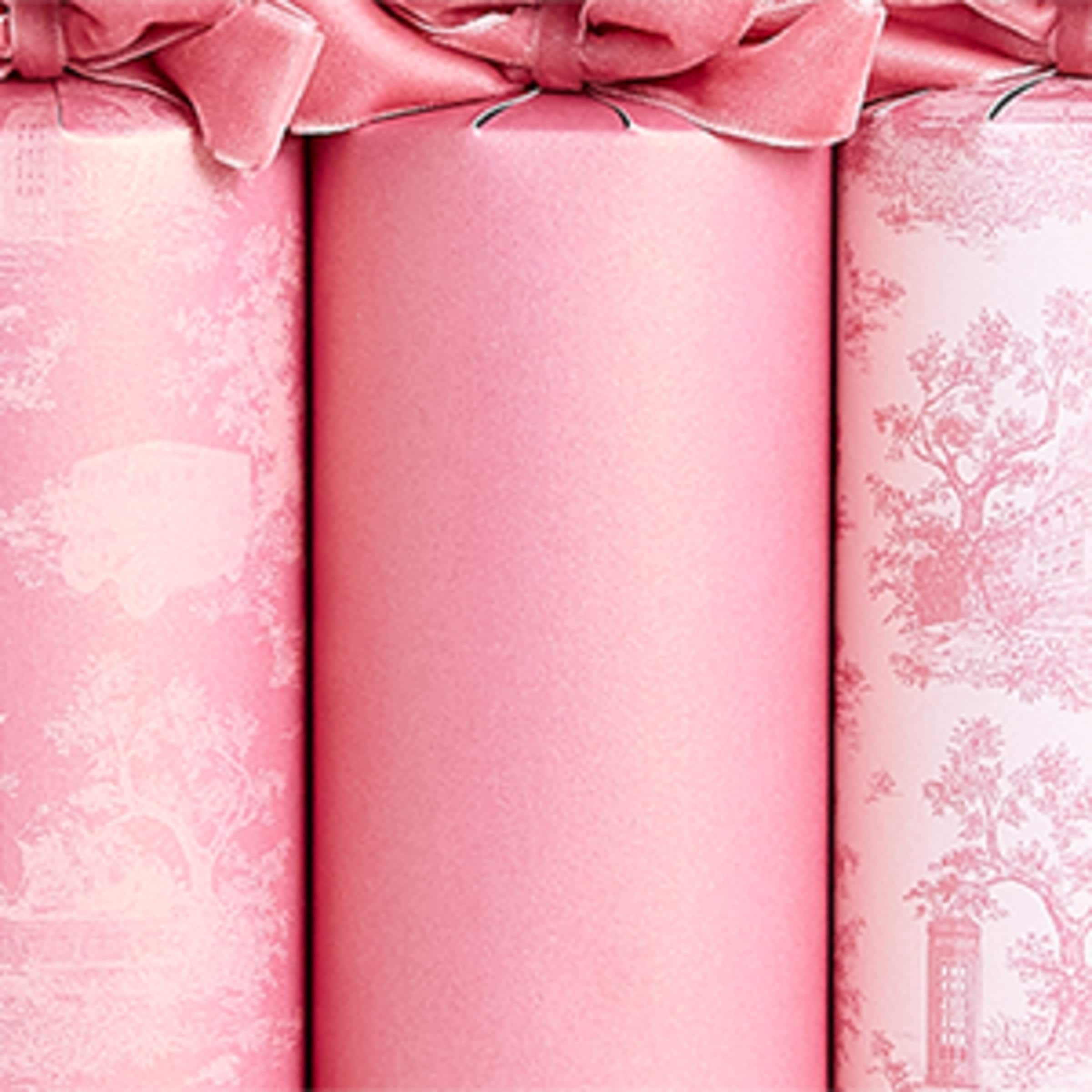Toile Christmas Crackers