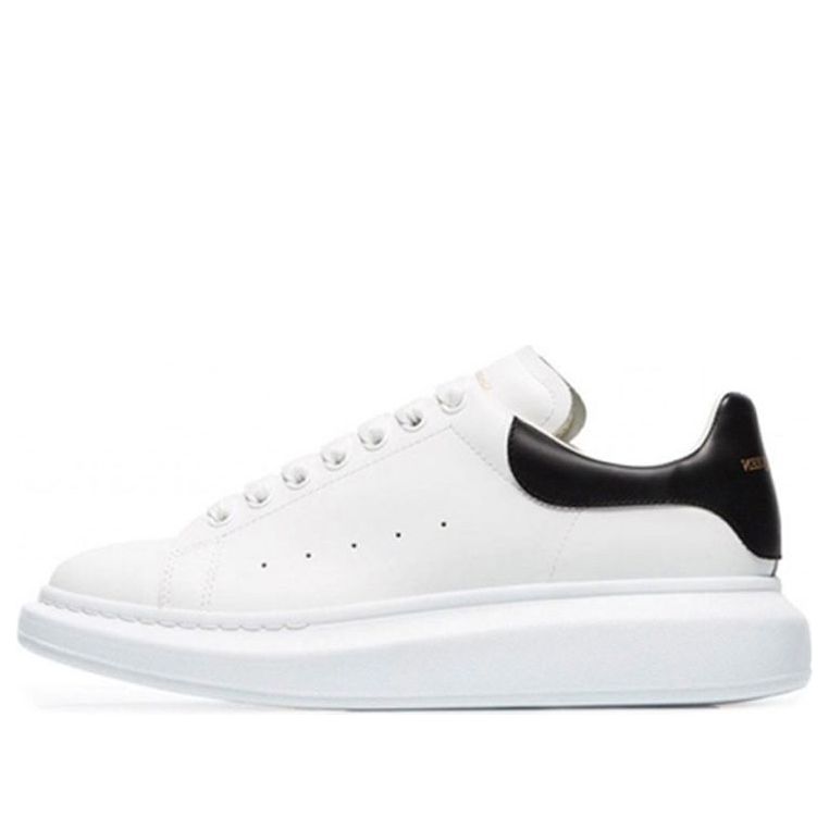 Oversized Sneaker 'White Black'