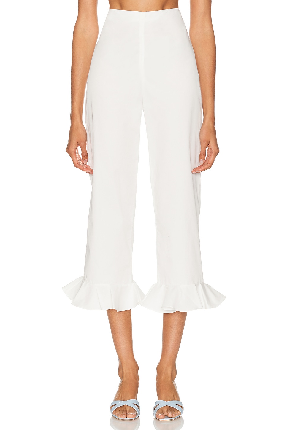 L'Academie Idella Pant in White - White. L also in