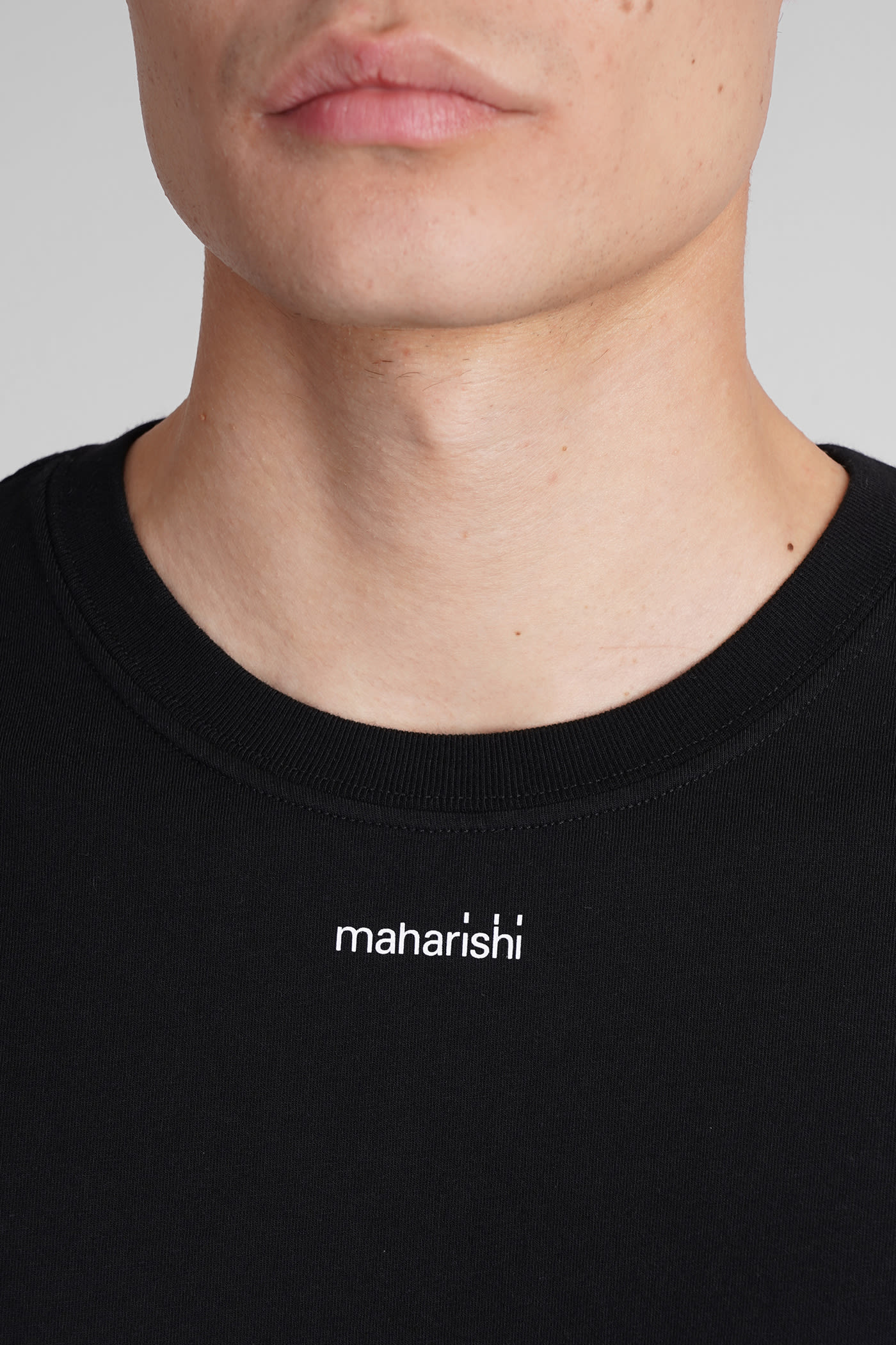 T-shirt In Black Cotton