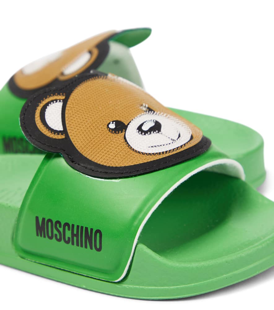 Logo rubber slides