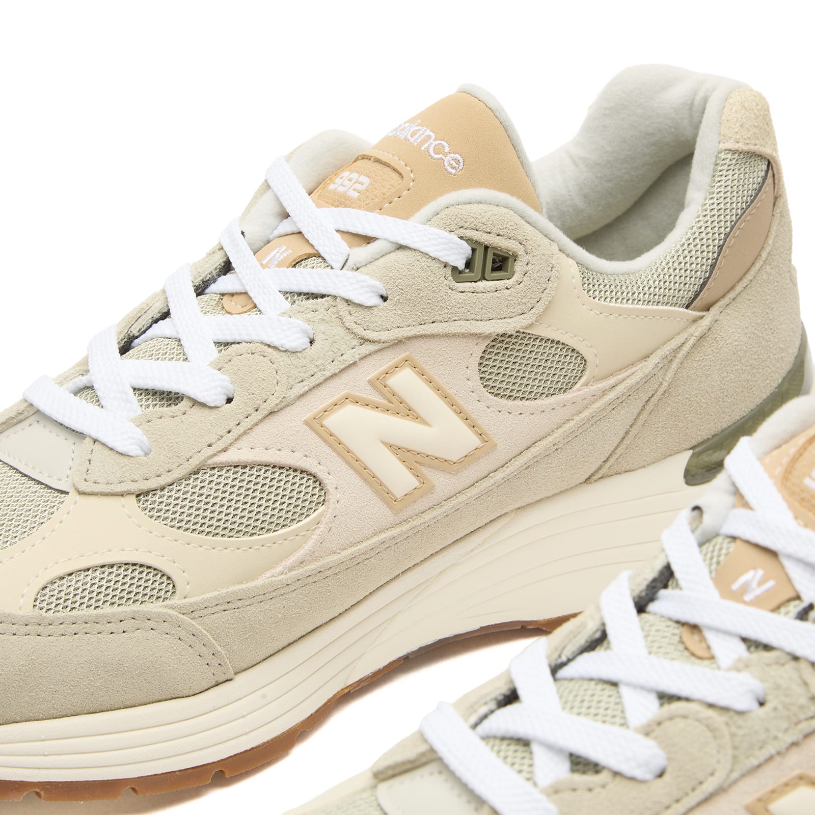 U992720 Made in USA Sneaker in Olivine