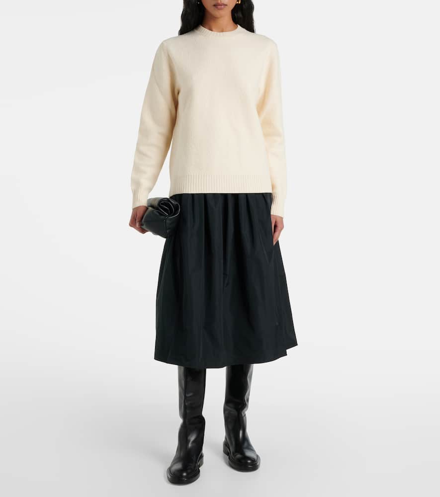 Wool sweater