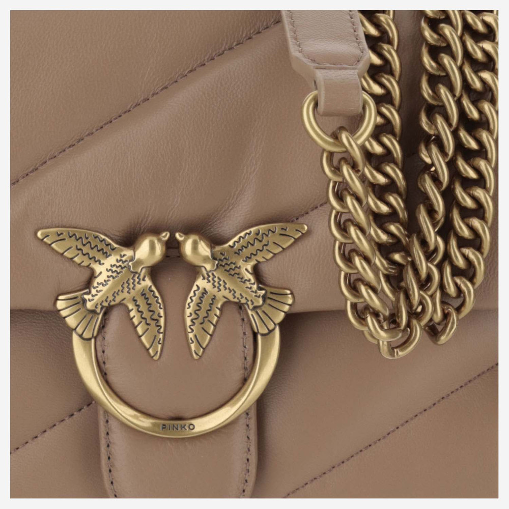 Love Classic Puff Bag